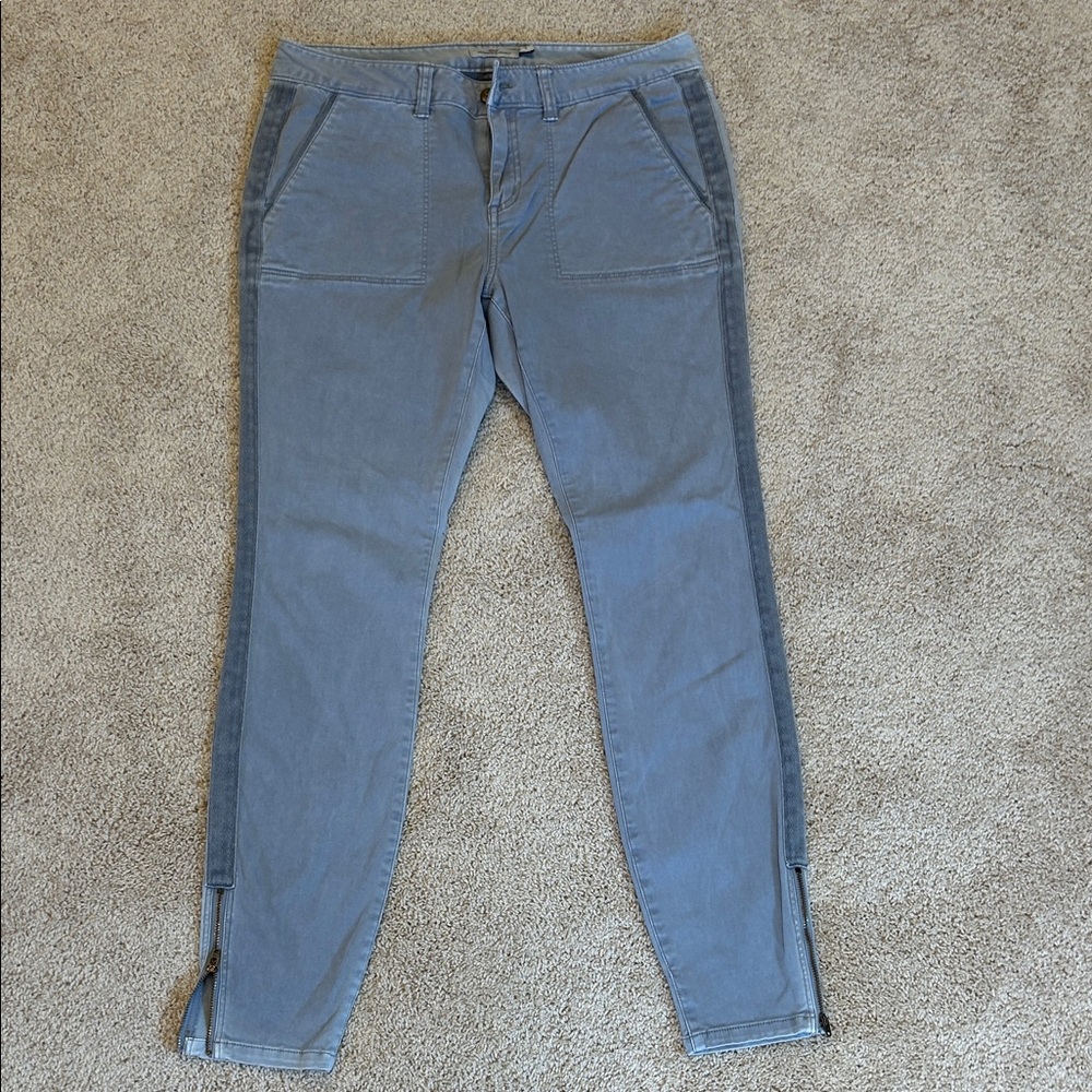 Vineyard Vines gray pants